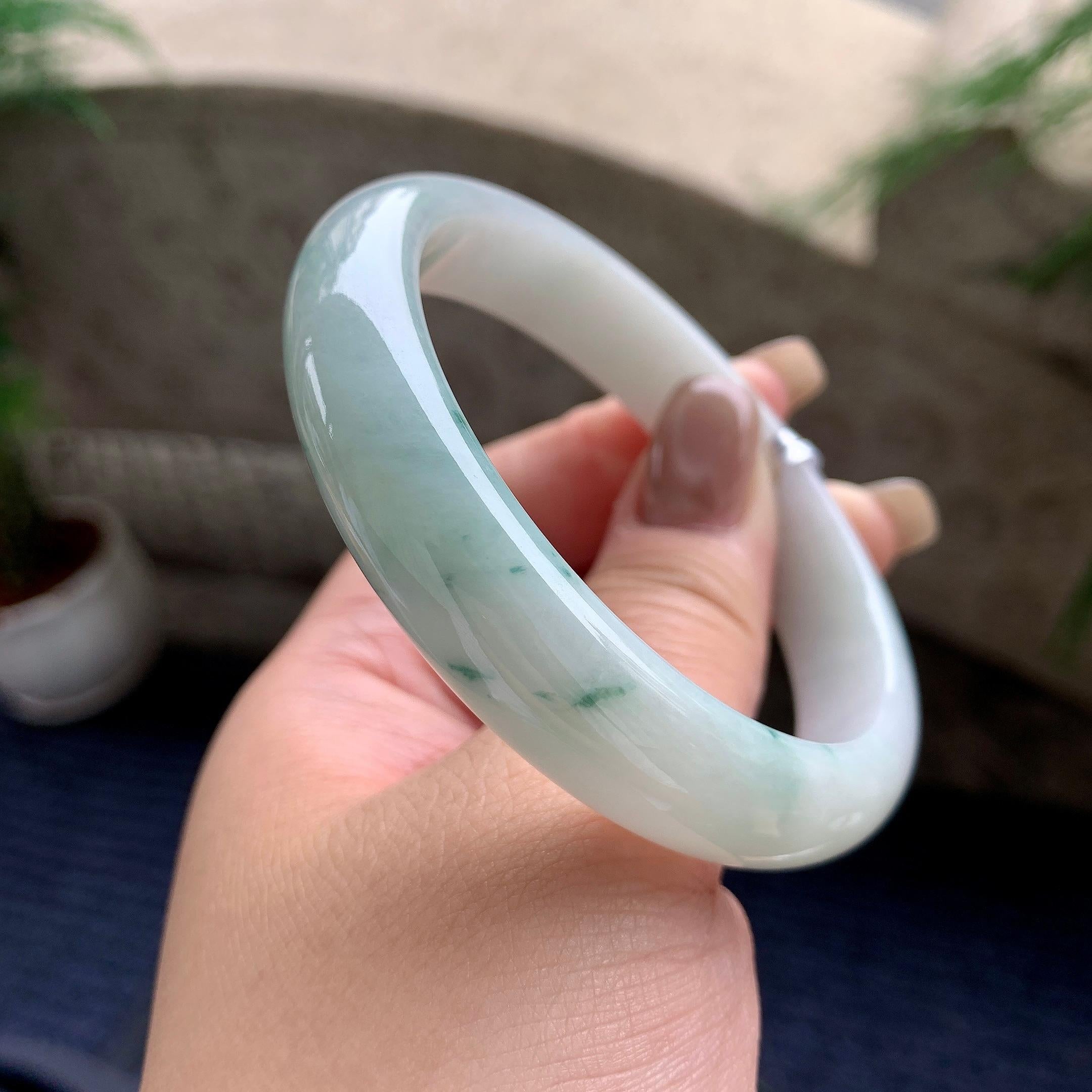 细糯种飘蓝花正圈平安镯  60.2圈口  天然缅甸A货翡翠（yc441138）