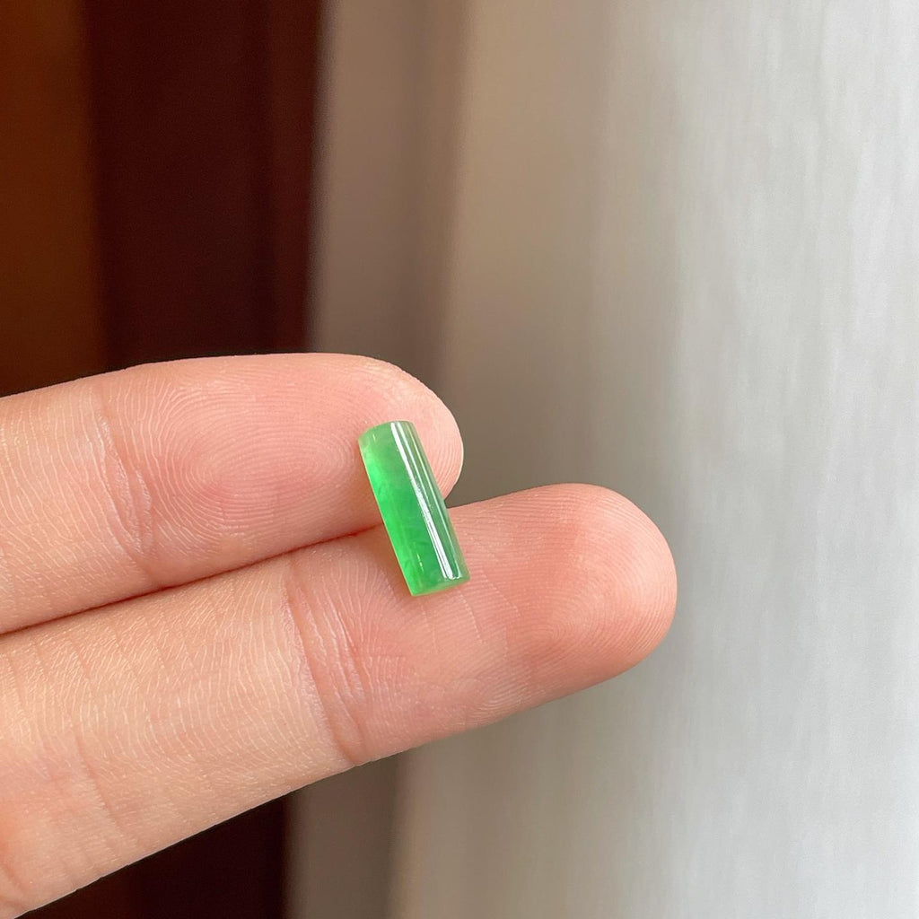 裸石冰种晴绿翡翠无事柱（yc249143）