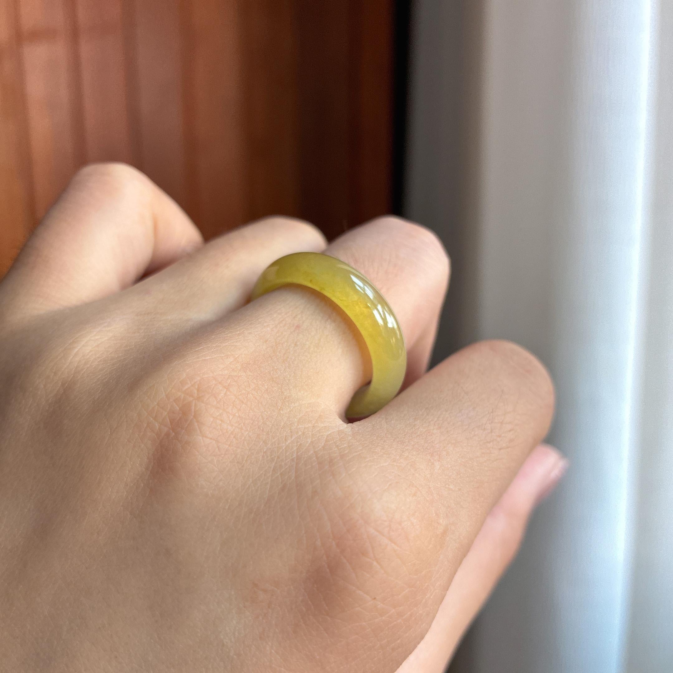 冰种黄翡戒圈天然缅甸A货翡翠（yc440781）