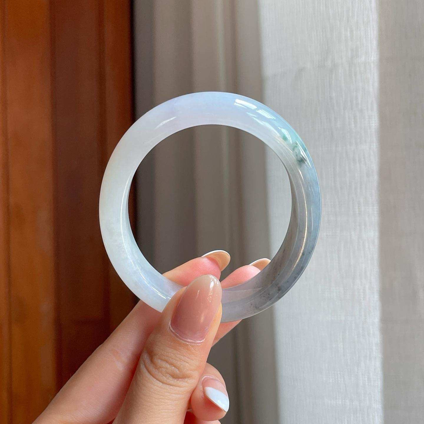 糯冰乌鸡翡翠贵妃镯（54.6mm)（yc377134）