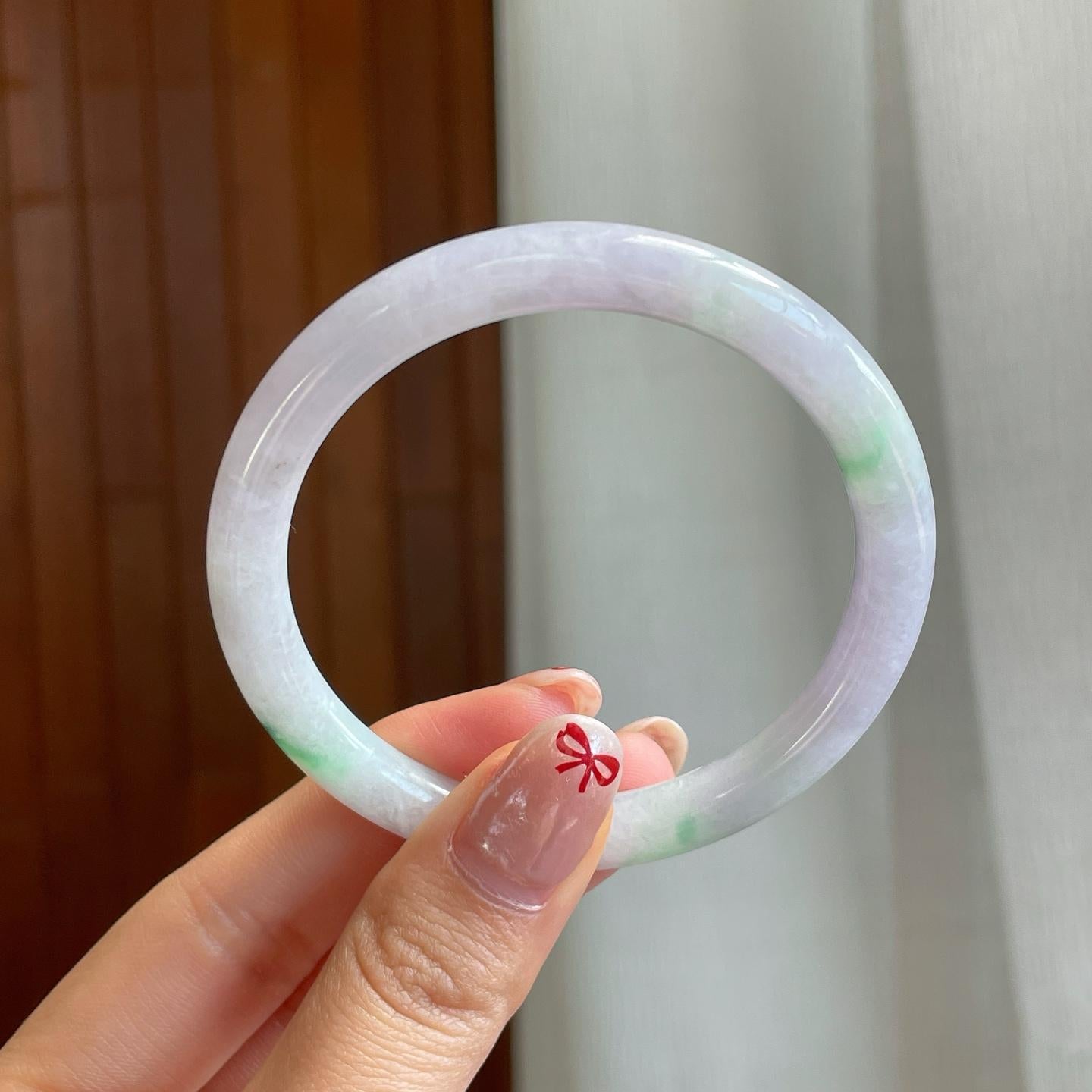 糯冰种春彩翡翠圆条手镯（53mm）（yc318590）
