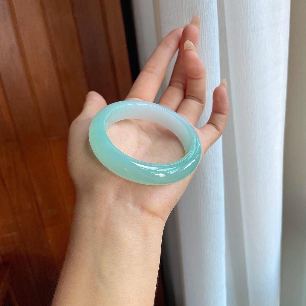 冰种半山半水晴绿底翡翠平安镯（53mm）（yc242096）