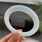 小圈口     细糯种带底色圆条手镯53.6圈    天然缅甸A货翡翠（yc387375）