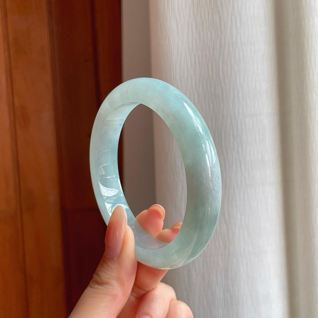 糯冰淡底色翡翠平安镯（59mm)（yc360253）