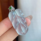 18k金扣冰玻种淡底色翡翠叶子（yc242780）