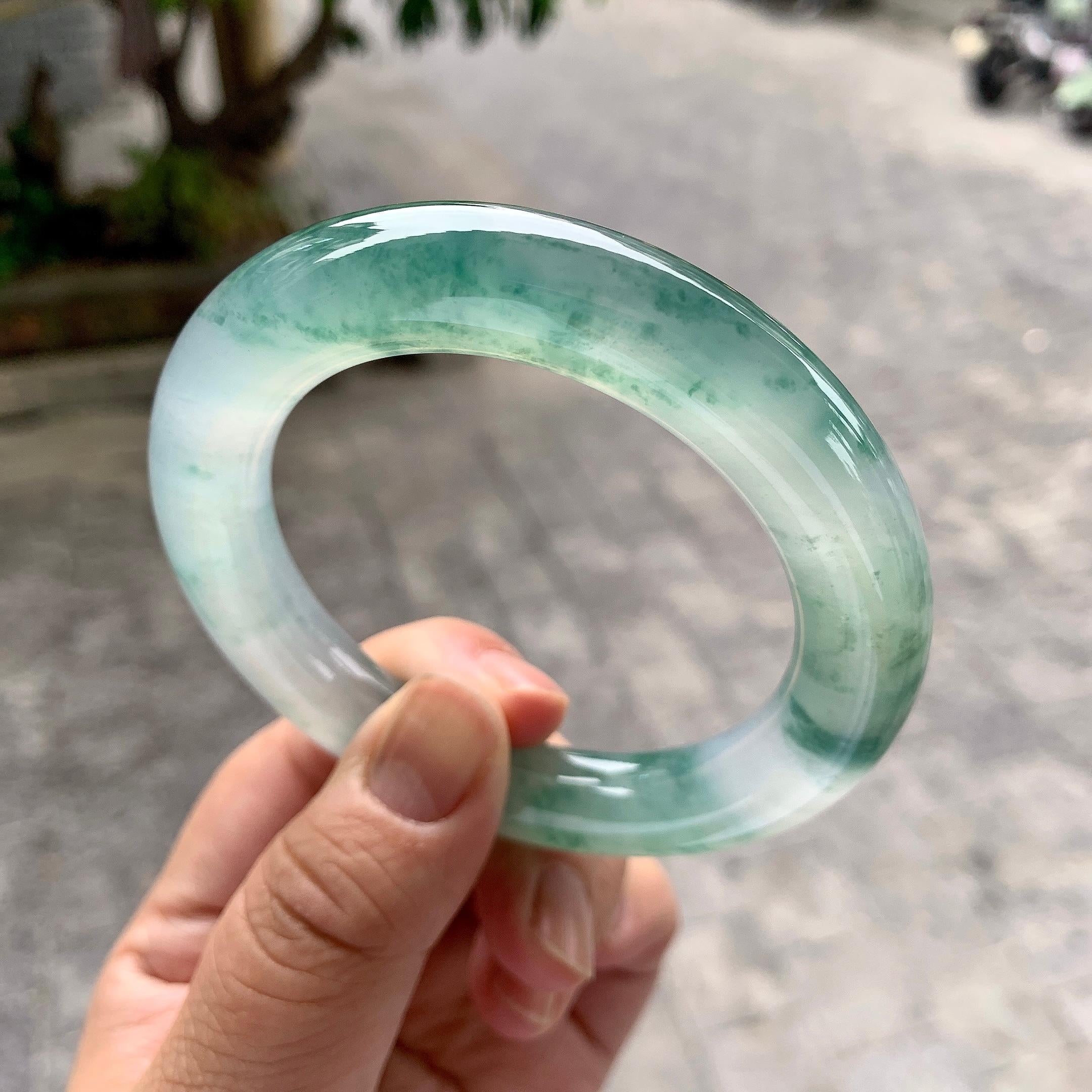 冰种飘花圆条手镯（55.8mm）（yc228026）