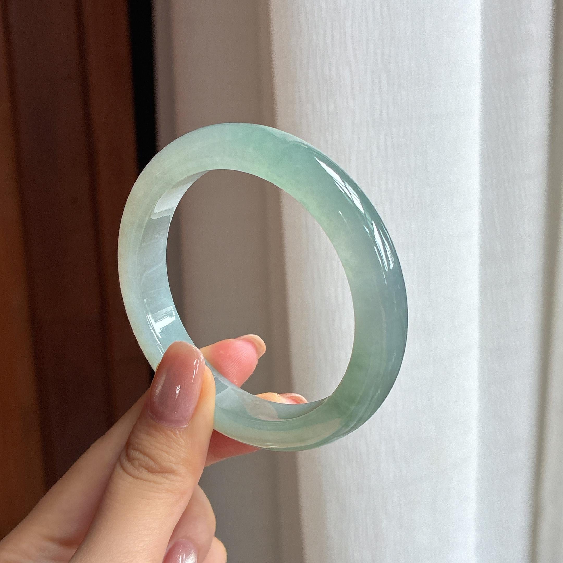 糯冰晴底翡翠平安镯（55.6mm)（yc424285）