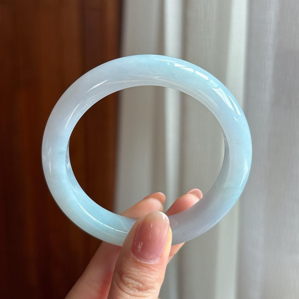 糯冰淡春底翡翠平安镯（57mm）（yc333076）