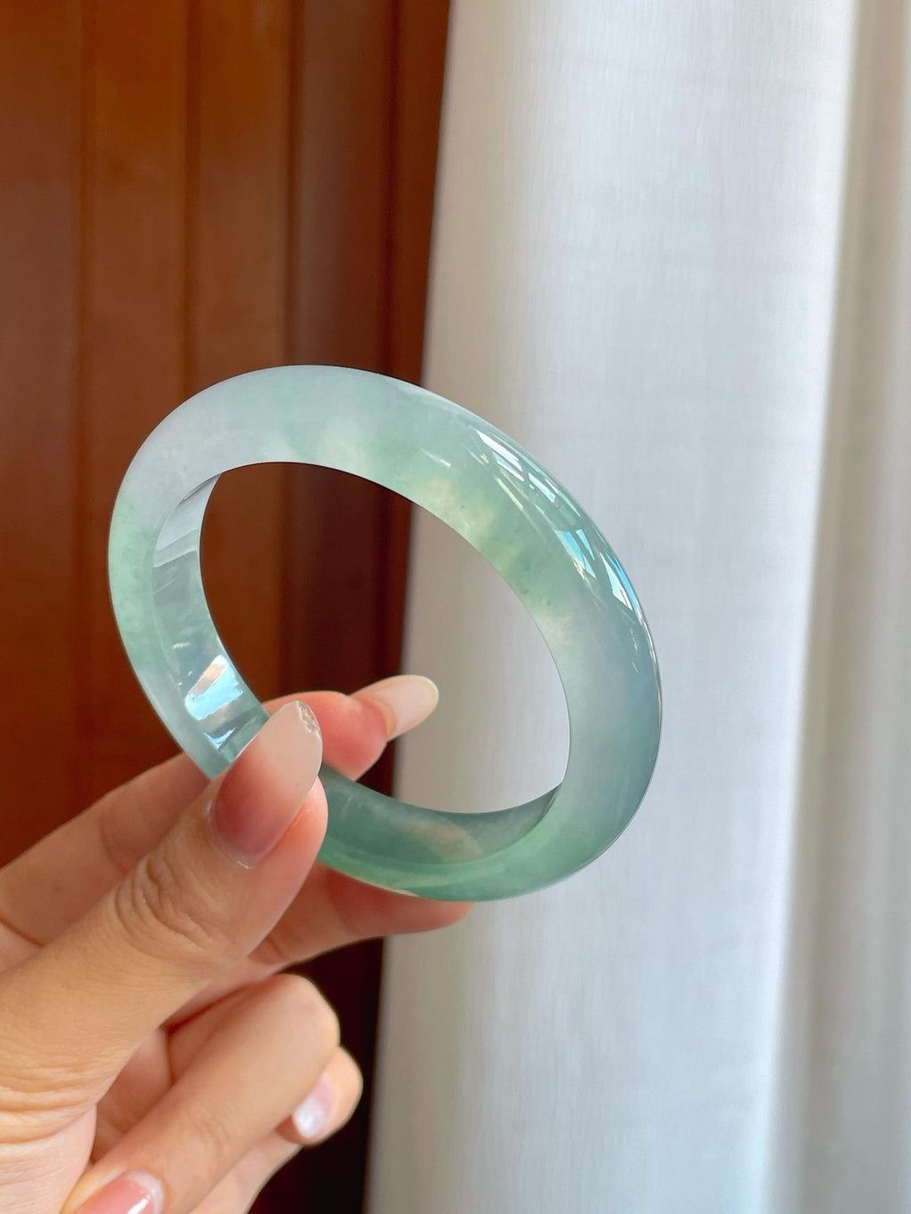 冰种湖水绿翡翠平安镯（58.5mm）（yc268250）