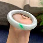 糯种飘绿圆条手镯（56.5mm）（yc280860）