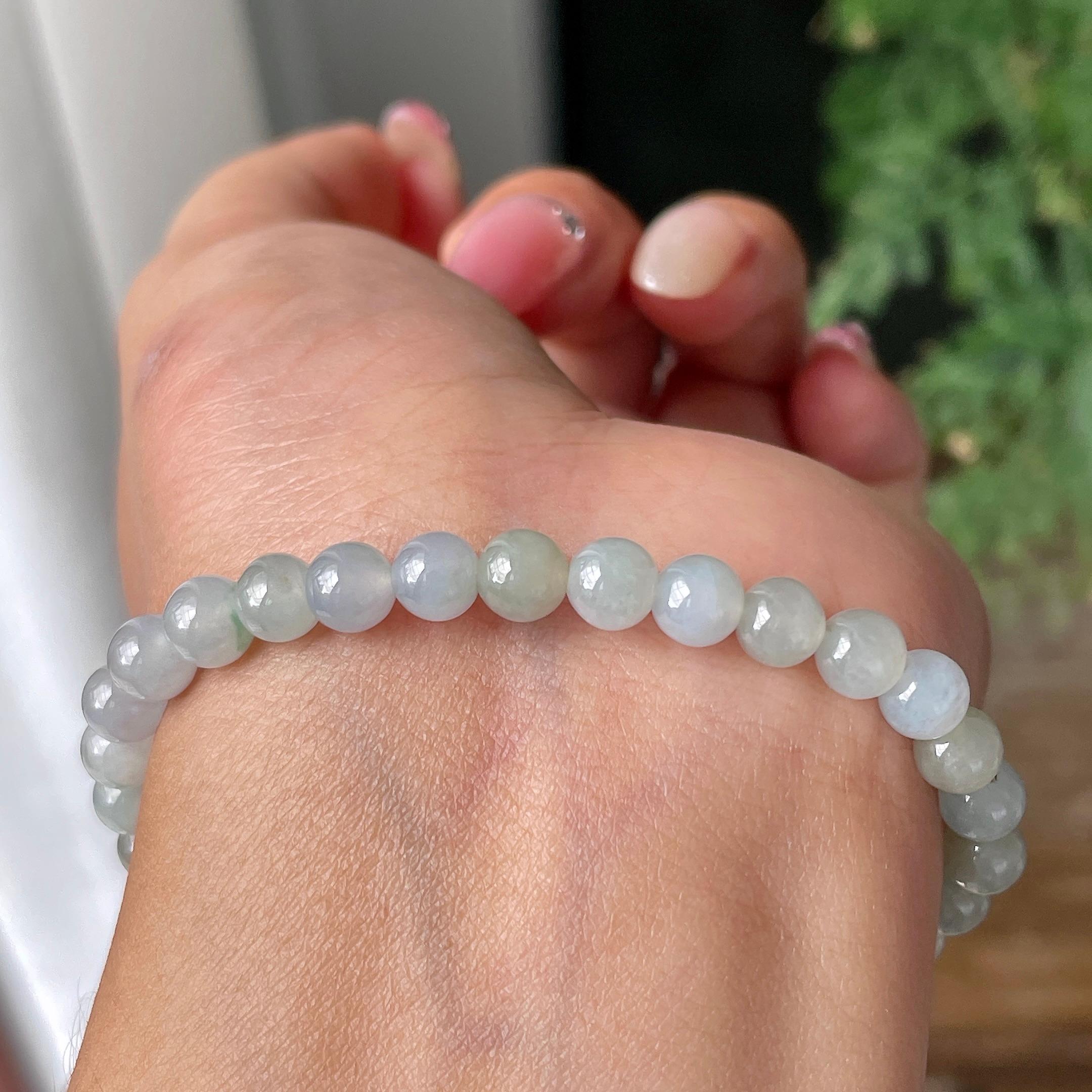 细糯种带底色手串       天然缅甸A货翡翠（yc430717）
