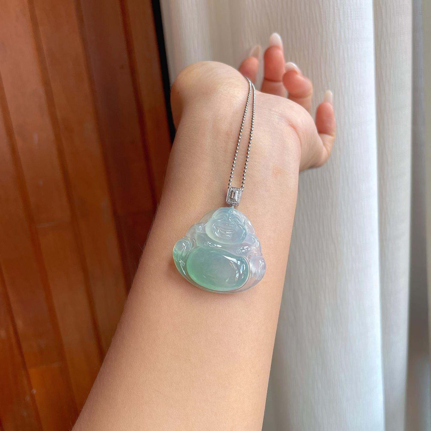 18k金扣冰种蓝晴底翡翠佛公（yc261410）