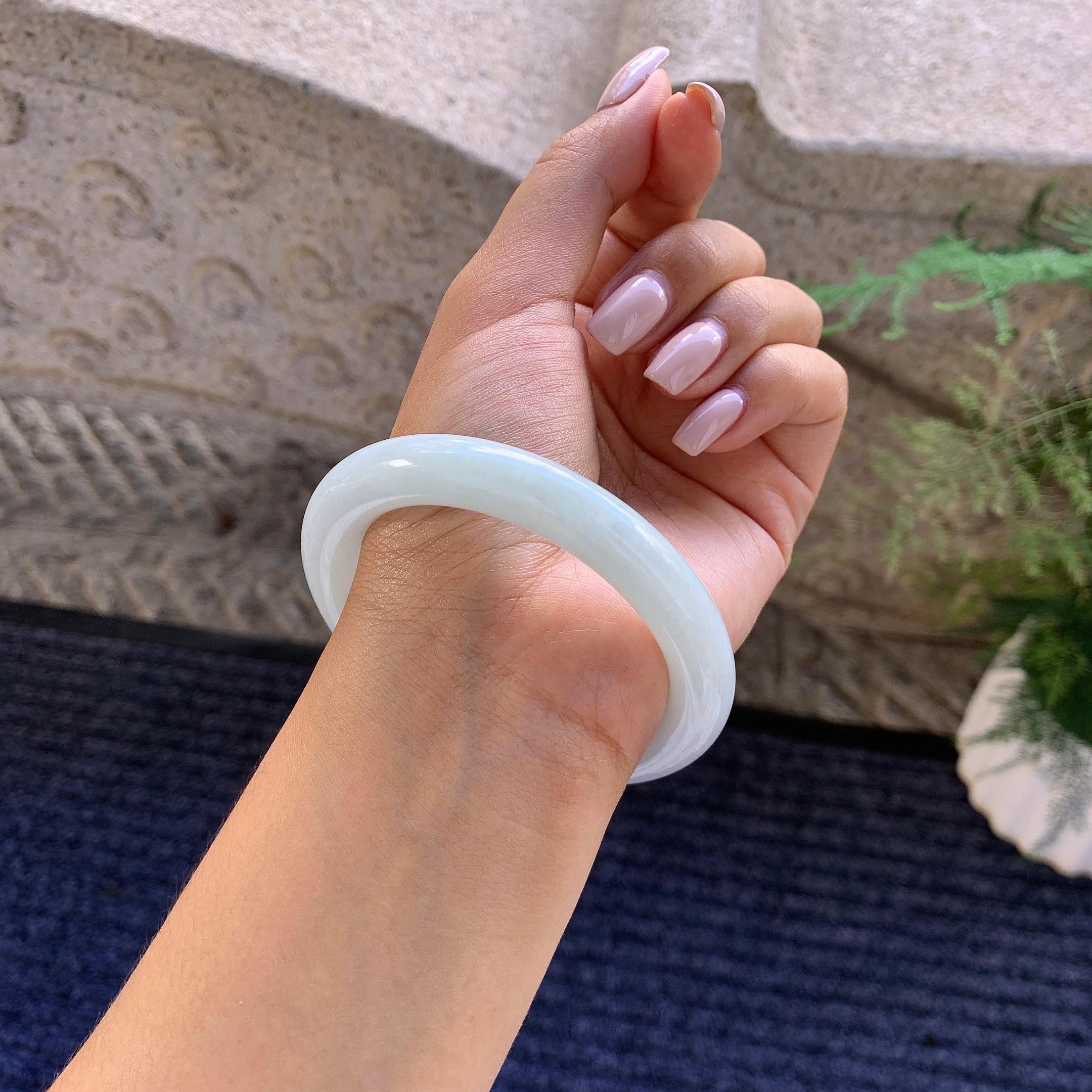 糯种淡晴底圆条手镯（57.6mm）（yc223229）