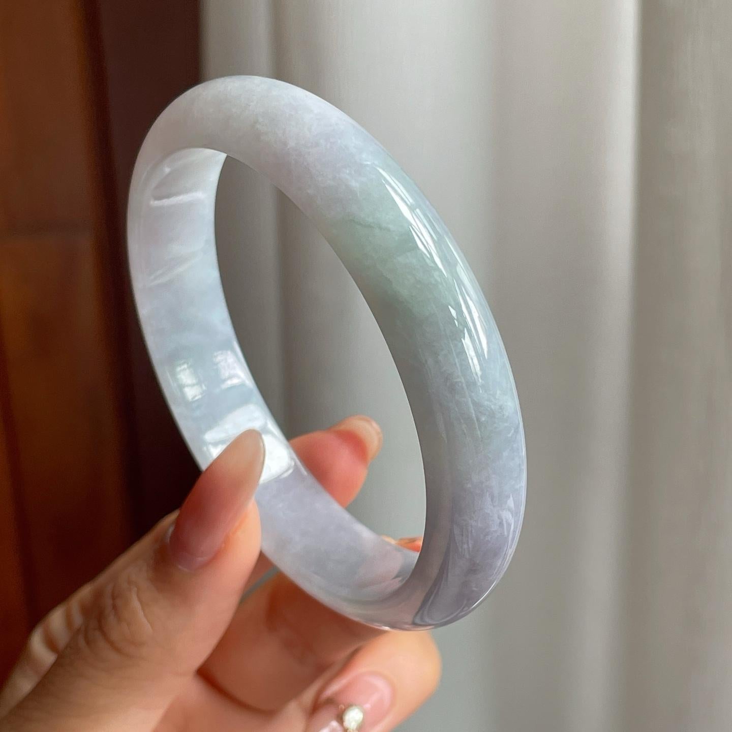 糯冰种淡紫底翡翠平安镯（58mm）（yc194787）