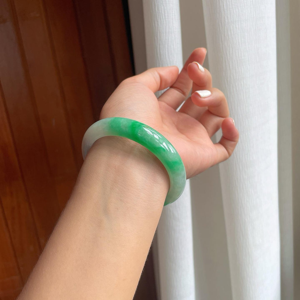 糯冰带色翡翠平安镯（56.5mm）（yc249159）