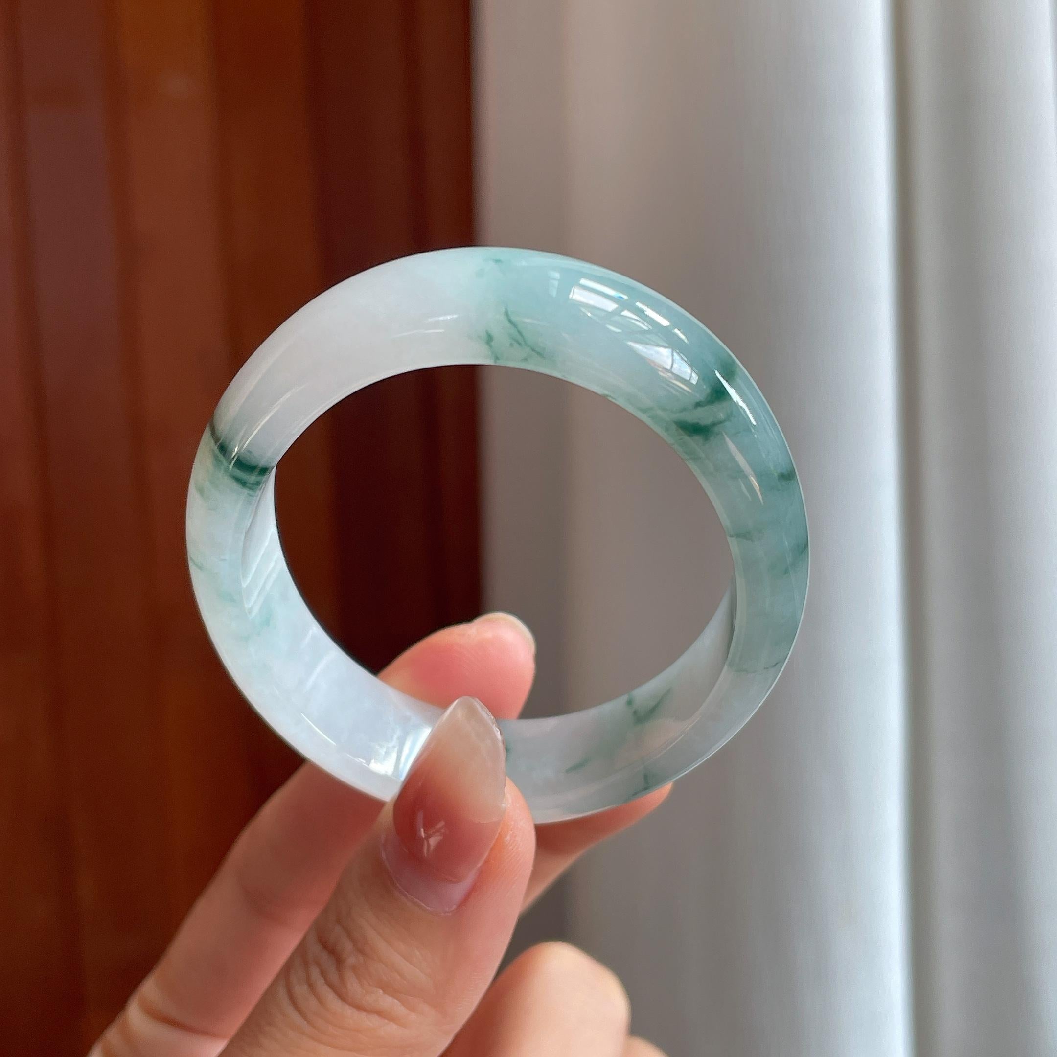 糯冰翡翠飘花贵妃镯（55mm）（yc346547）