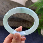 大圈口 细糯种飘蓝花正圈平安镯 60圈口 天然缅甸A货翡翠（yc347597）
