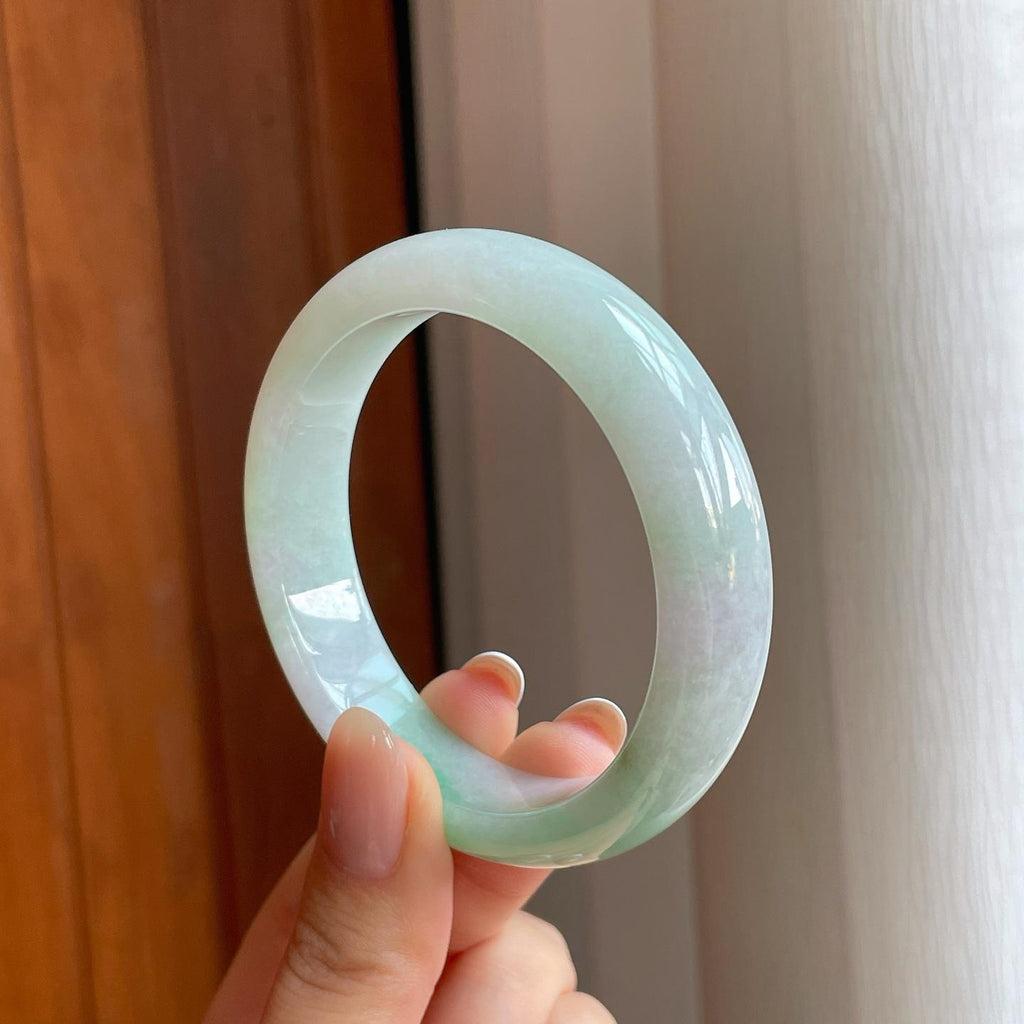 糯冰白底青翡翠平安镯（54.4mm)（yc366100）