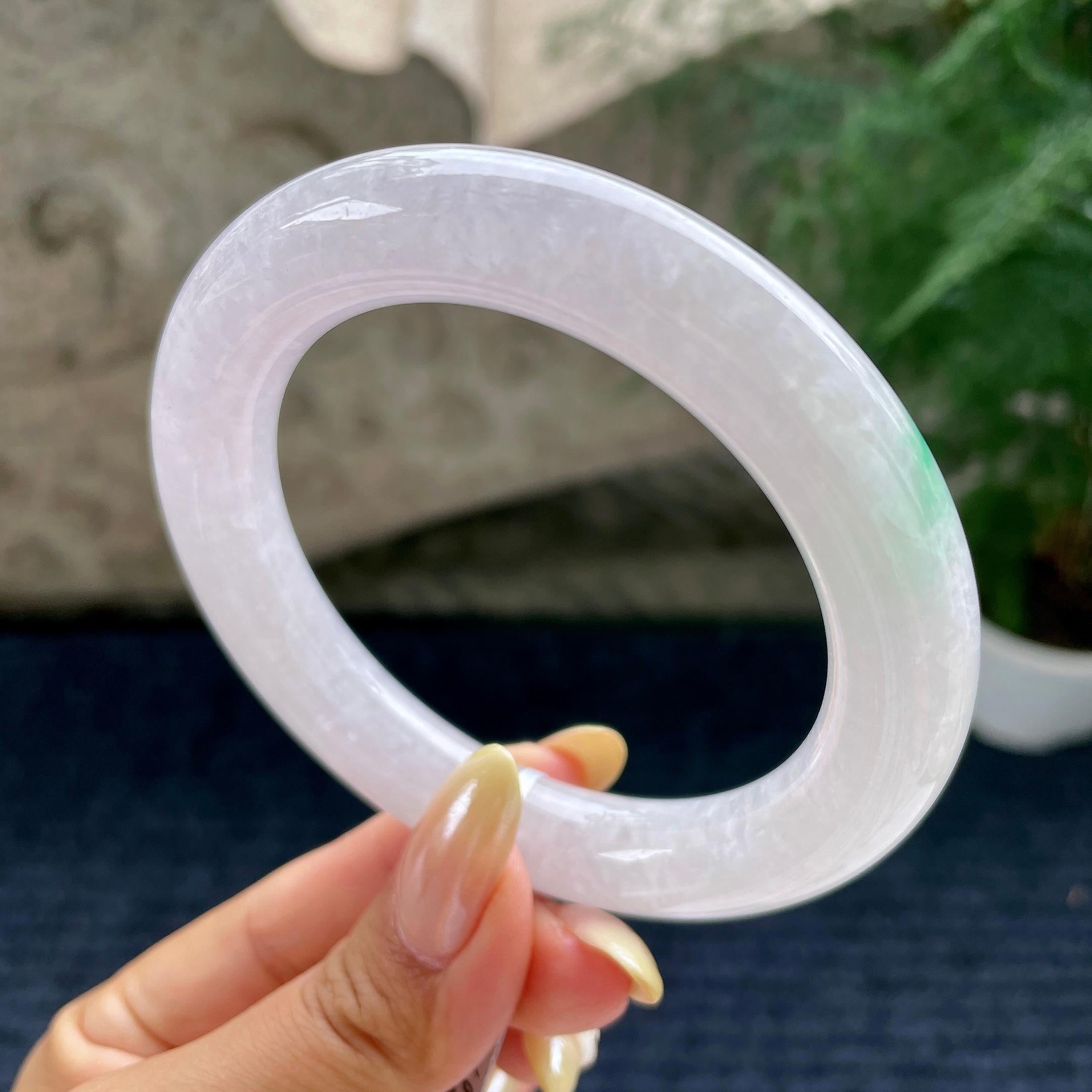 大圈口 细糯种淡紫罗兰飘绿圆条手镯59.7圈 天然缅甸A货翡翠（yc461805）