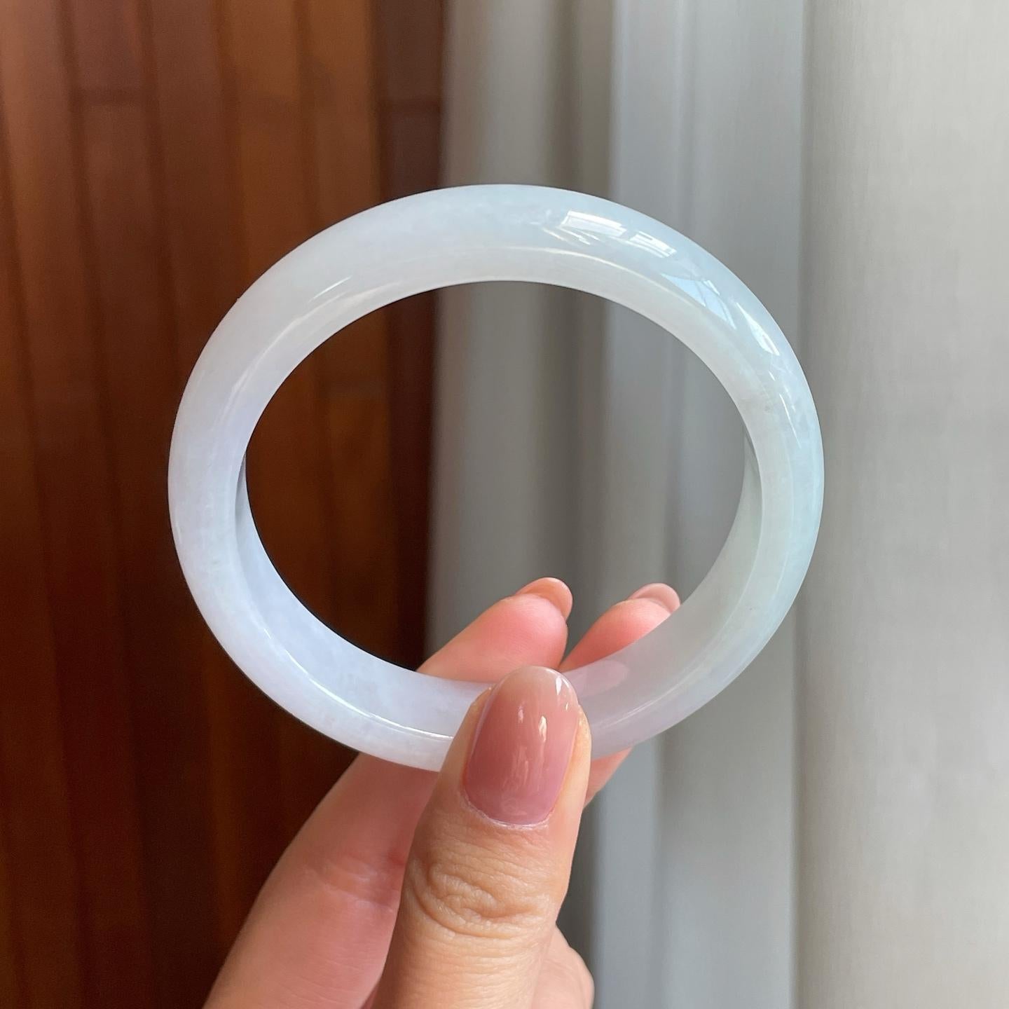 糯冰淡底色翡翠平安镯（57.3mm)（yc323180）