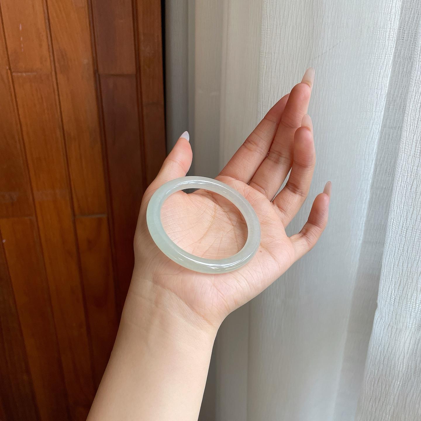 冰种淡晴底翡翠美人条手镯（53mm）（yc278676）