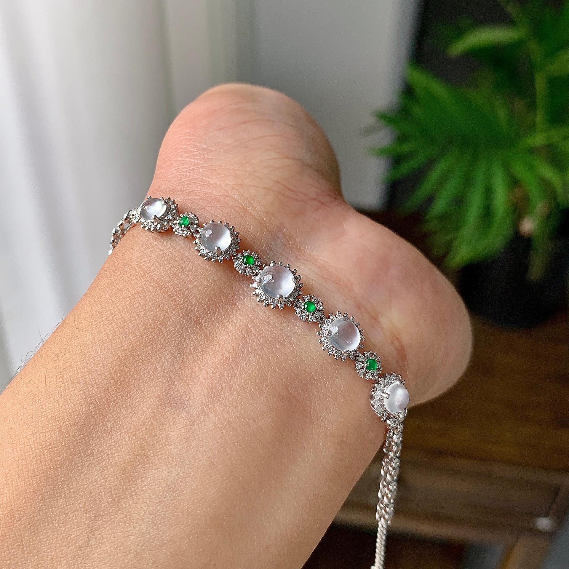 18k金钻镶冰种无色蛋面手链（yc215981）