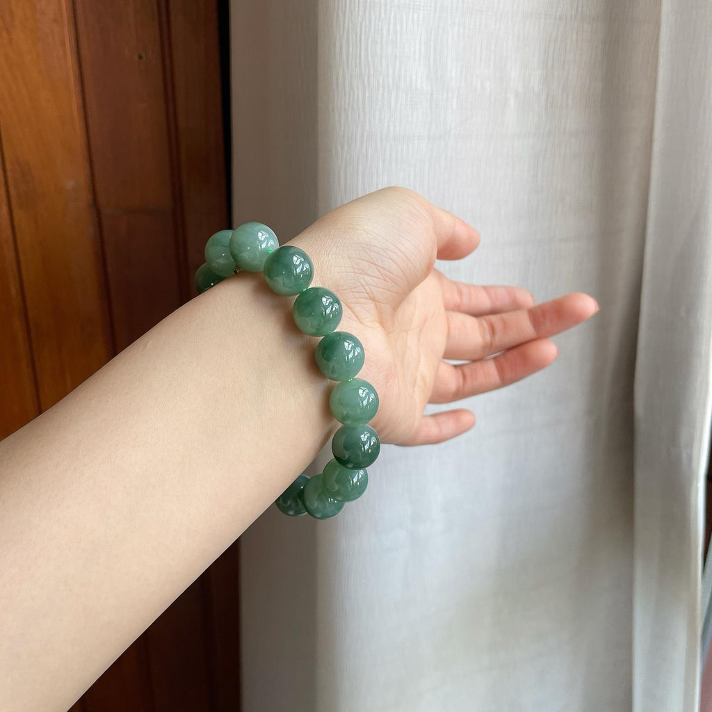 糯冰带色翡翠珠串手串（yc310444）