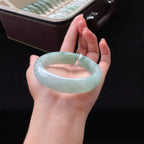 糯种宽版飘花正圈翡翠手镯（58.5mm）（yc018708）