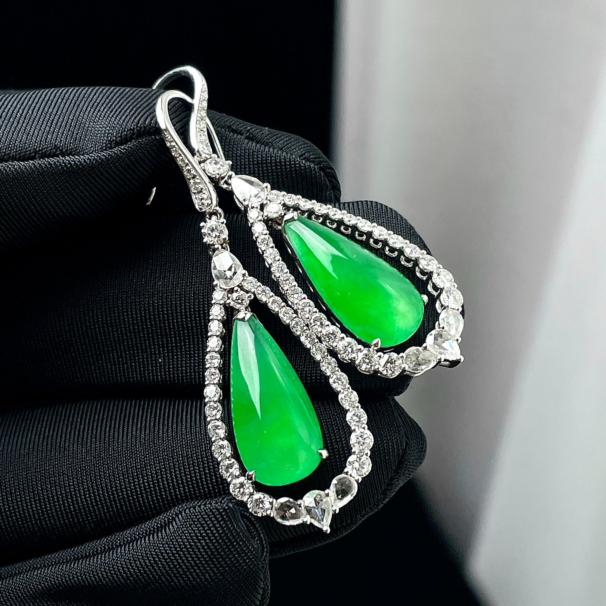 18k金钻镶冰种阳绿翡翠耳饰（yc353526）