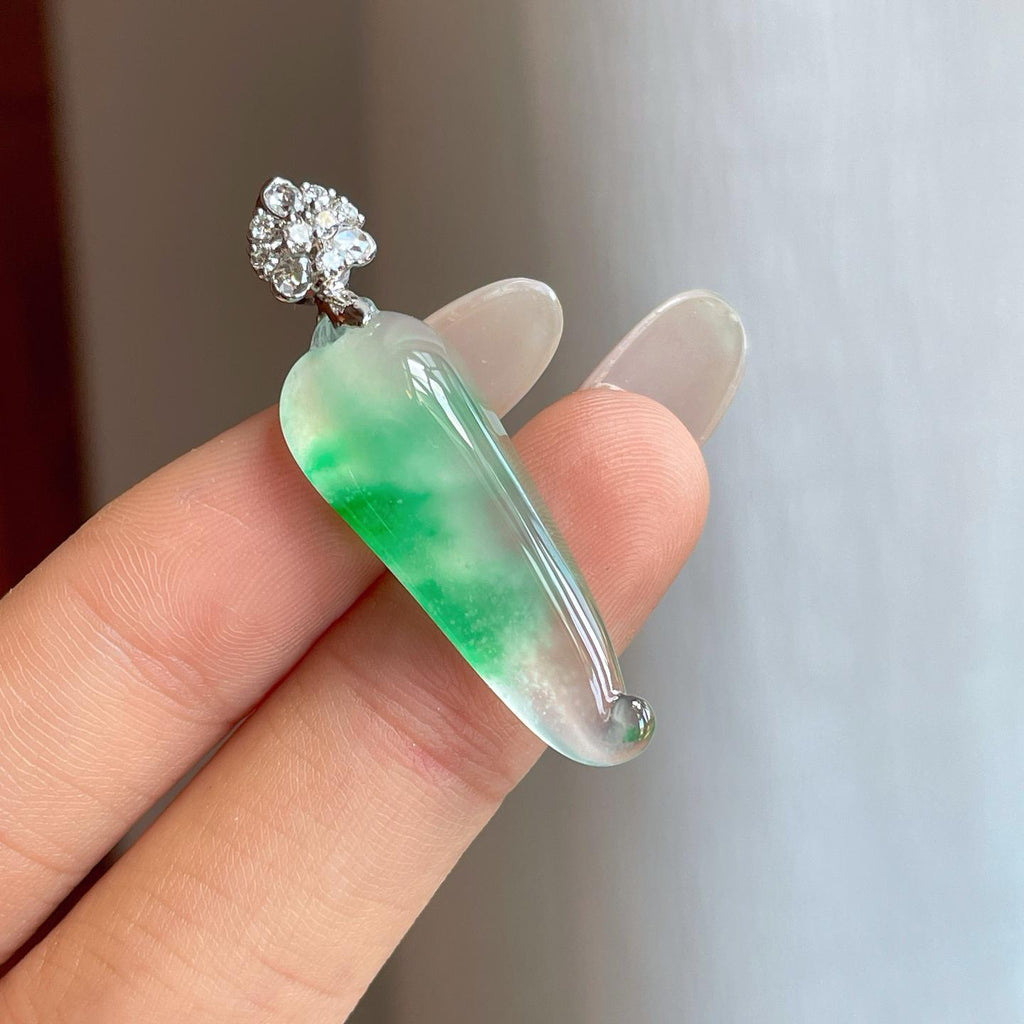 18k金钻镶冰种飘花翡翠福瓜（yc265203）