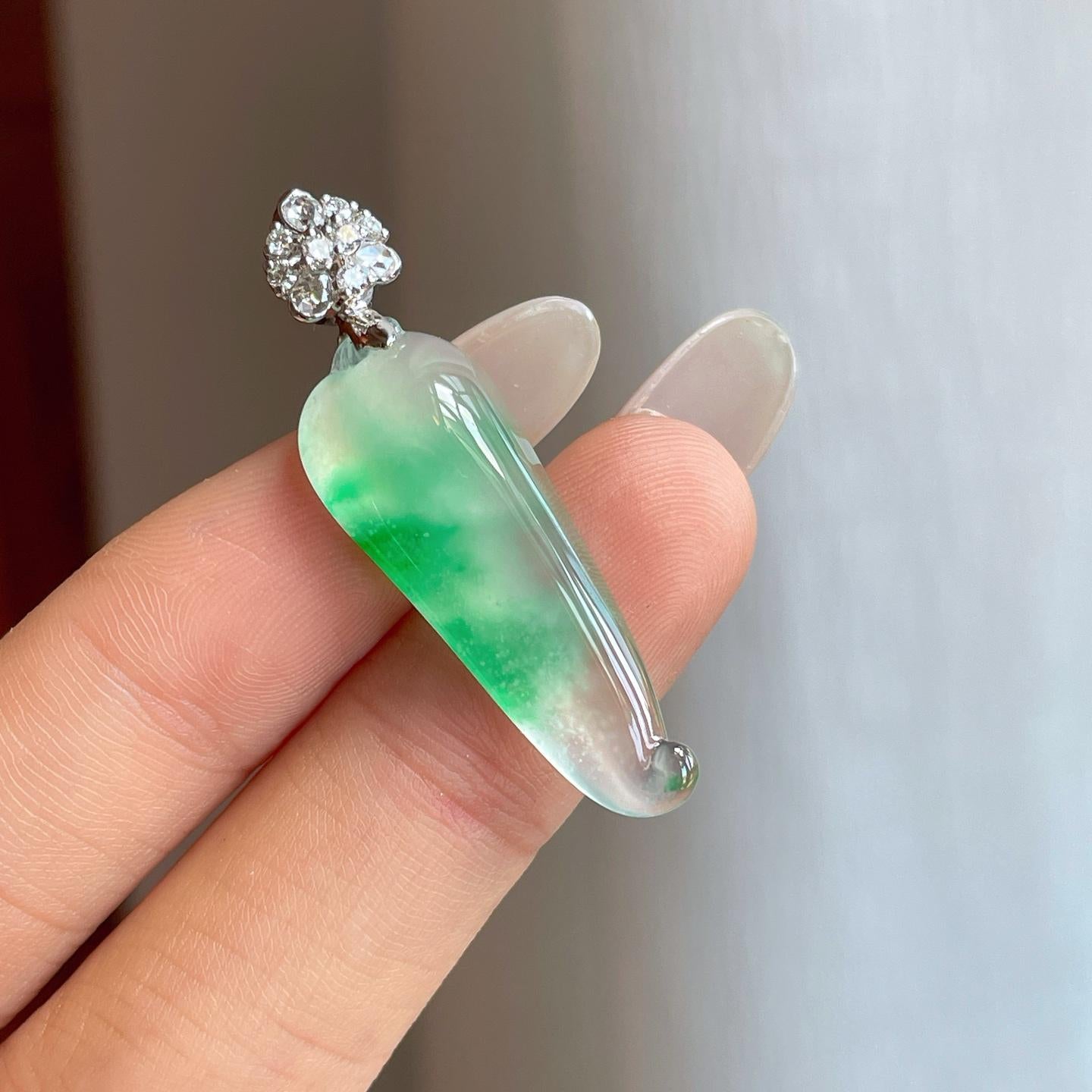 18k金钻镶冰种飘花翡翠福瓜（yc265203）