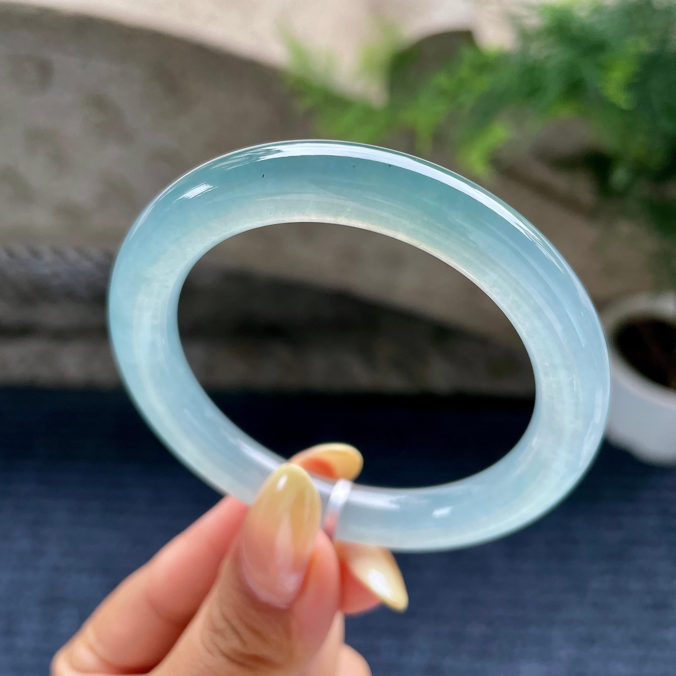 小圈口 冰种蓝水圆条手镯52.2圈 天然缅甸A货翡翠（yc489135）