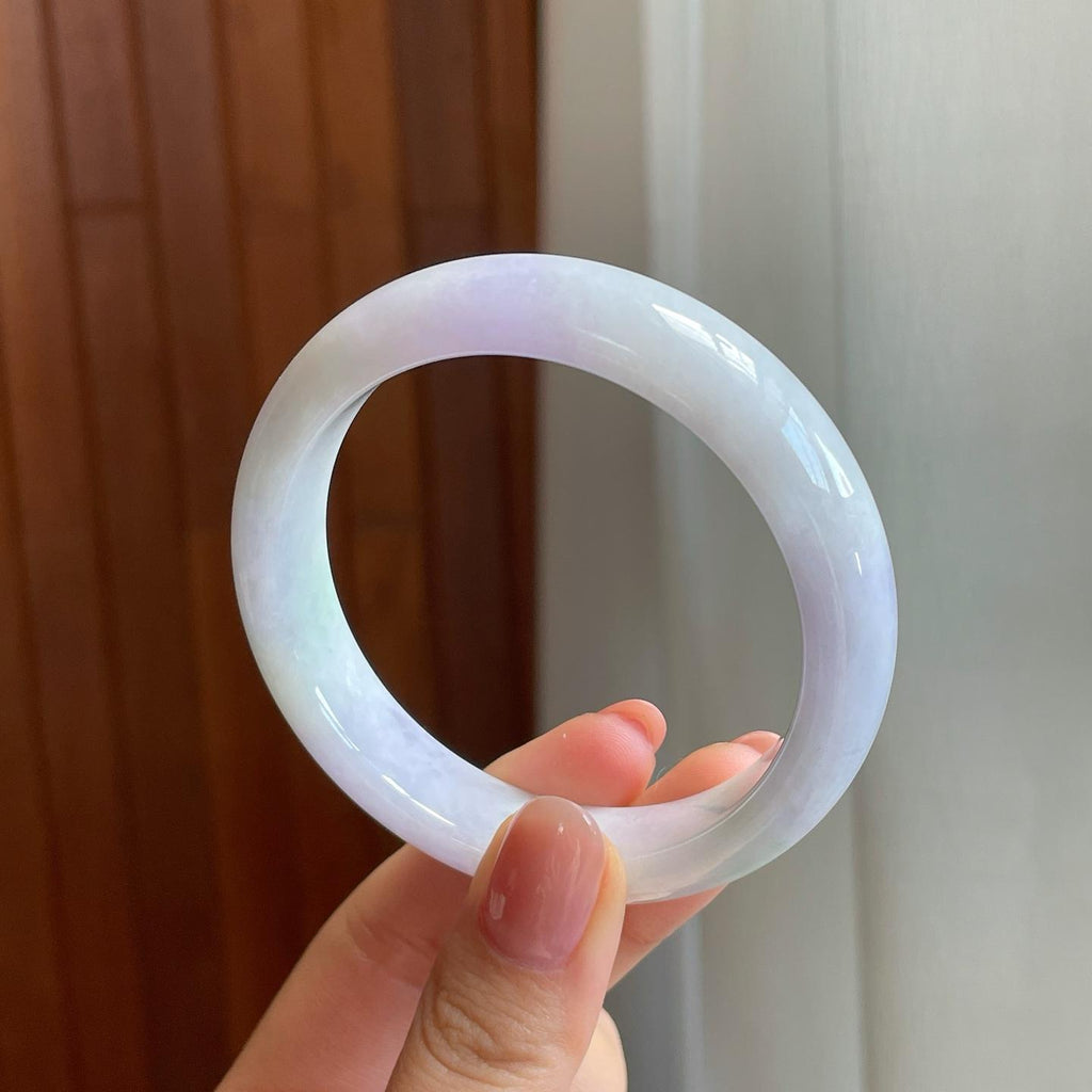 糯冰春带彩翡翠平安镯(55.6mm)（yc323111）