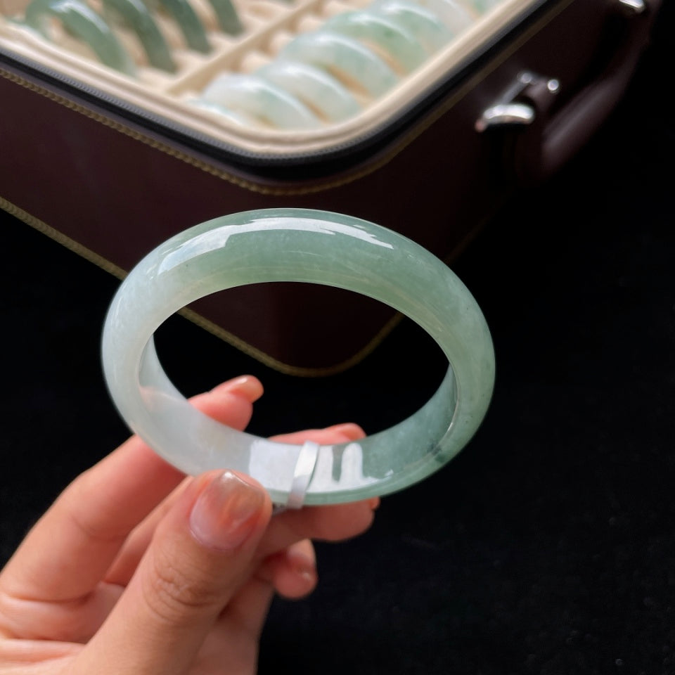 糯冰半山半水正圈翡翠手镯（55mm）（yc017408）