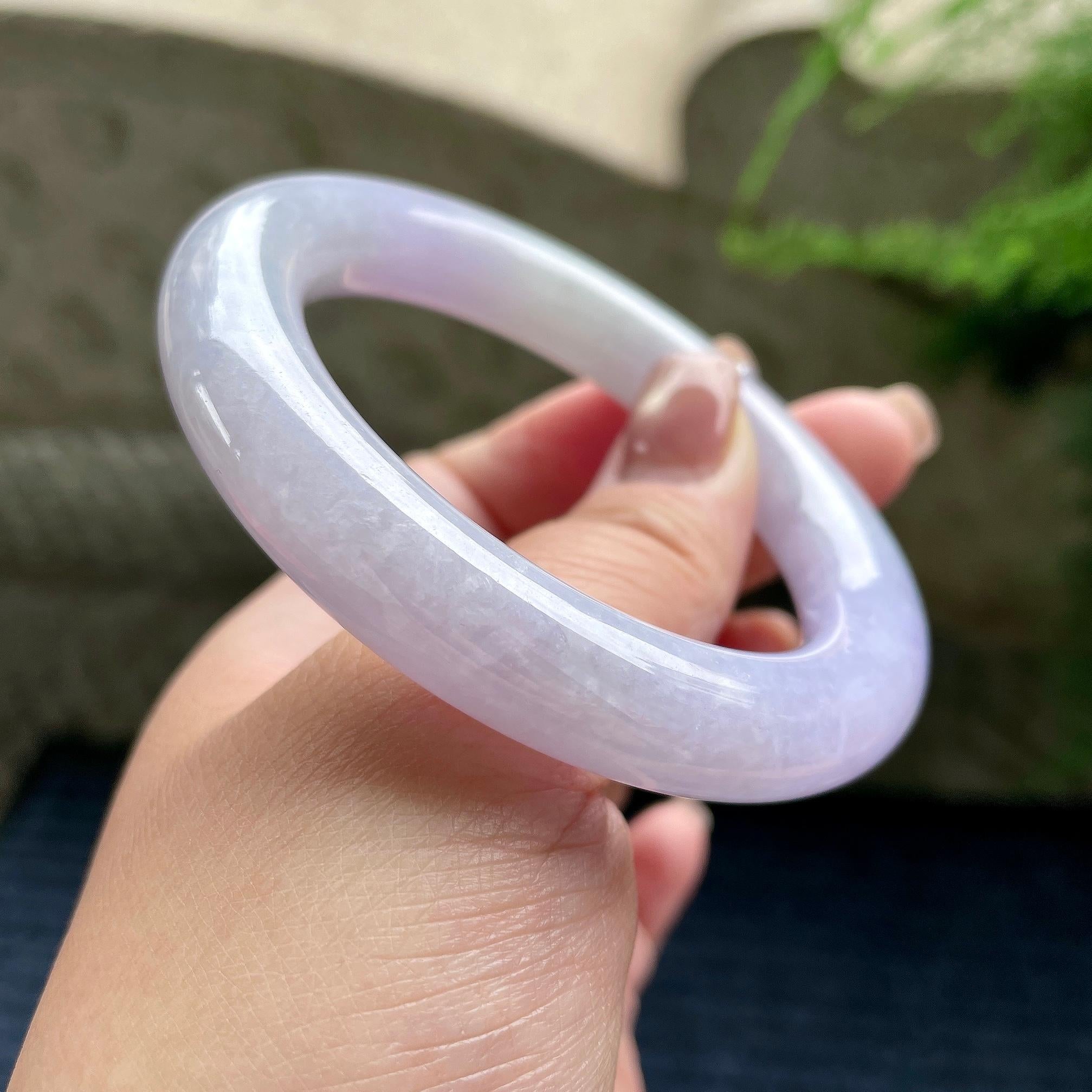 细糯种淡紫罗兰圆条手镯56.3圈口  天然缅甸A货翡翠（yc350661）