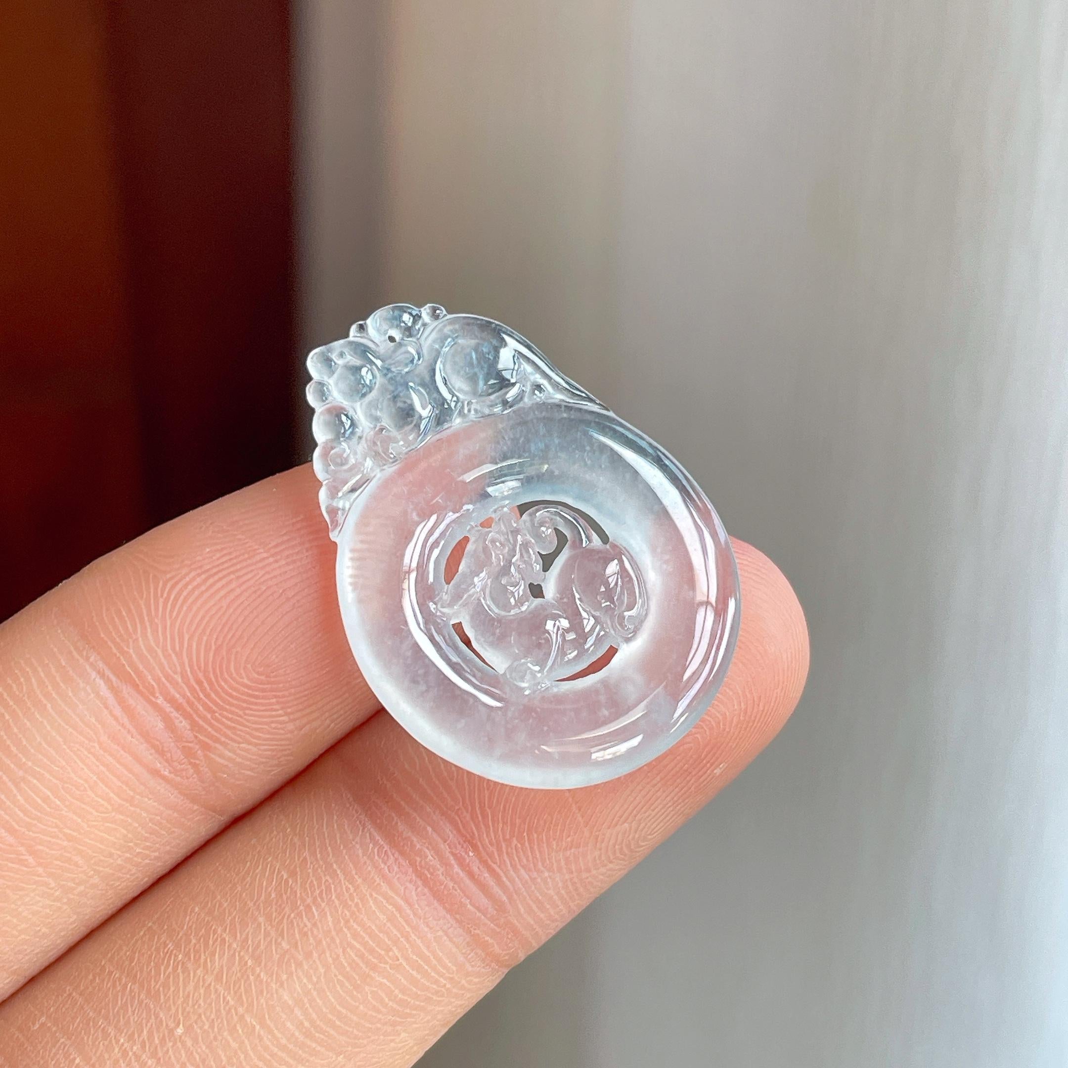 玻璃种无色翡翠仿古龙牌（yc316088）