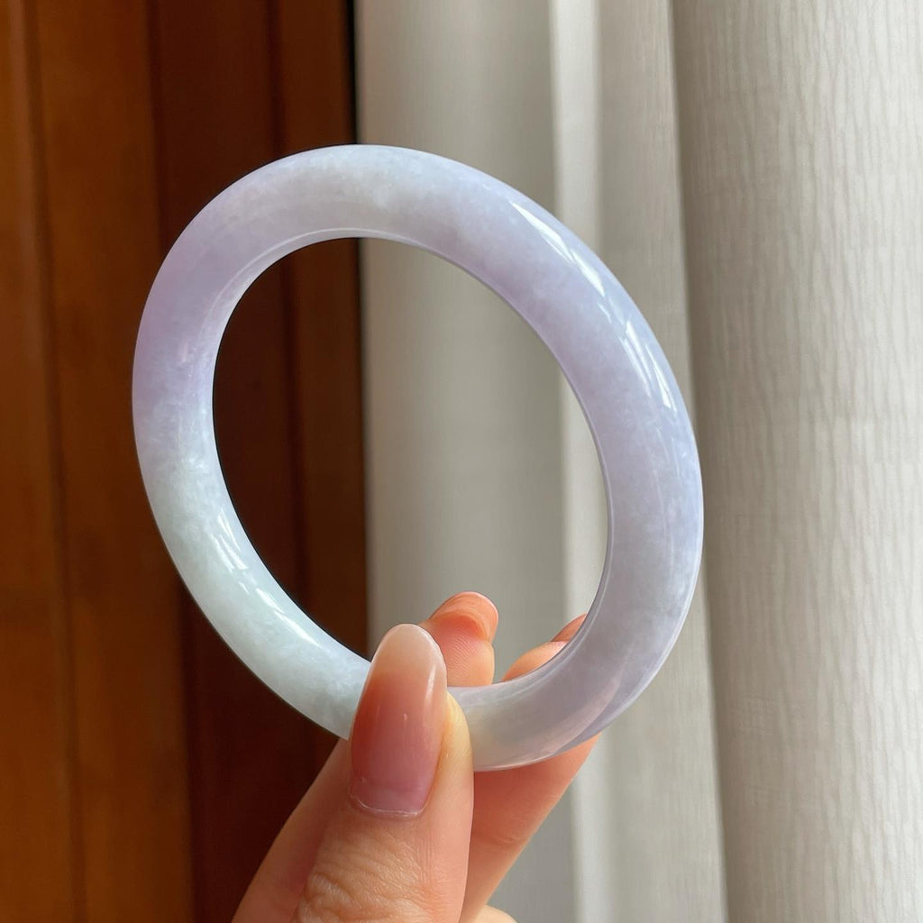 糯冰春带彩翡翠圆条手镯（54mm)（yc345456）