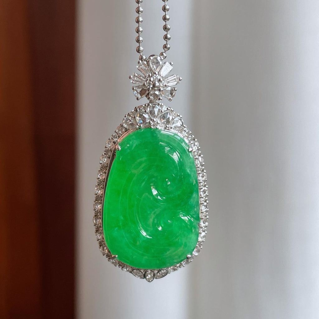 18k真金真钻镶糯冰满绿翡翠如意（yc244908）