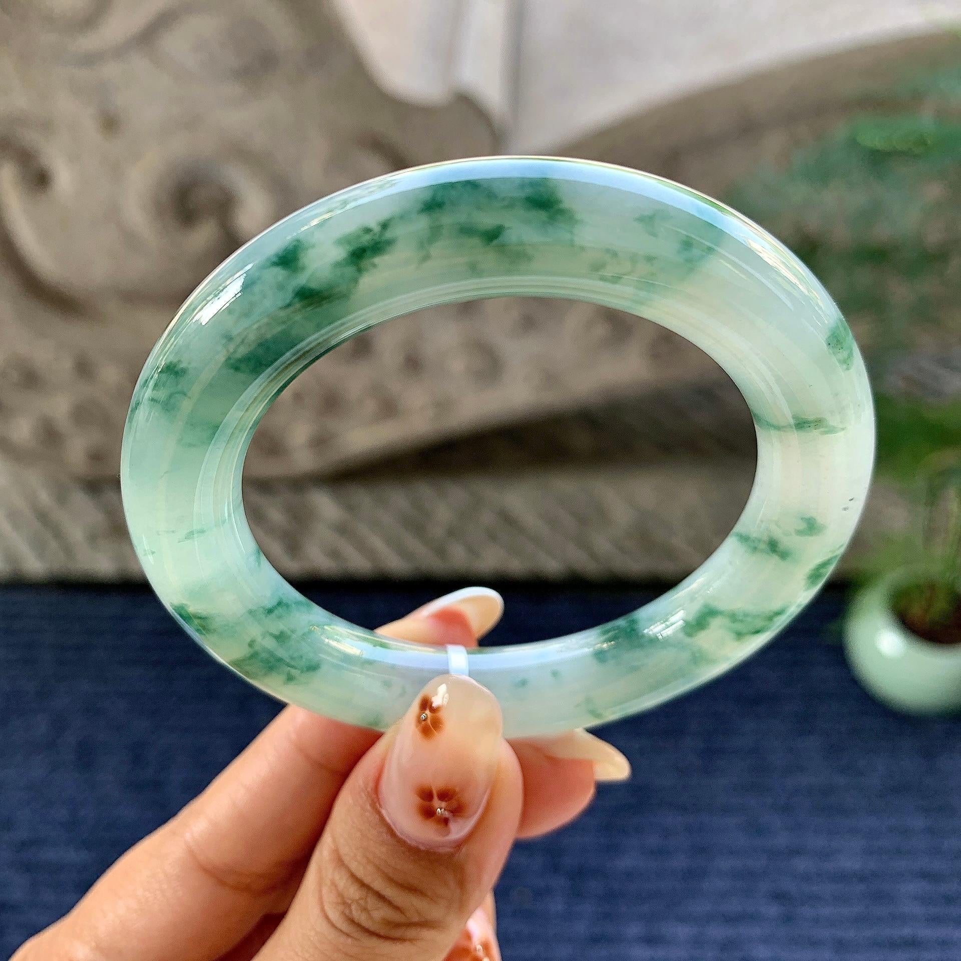 糯冰种飘花圆条手镯（51.5mm）（yc249455）