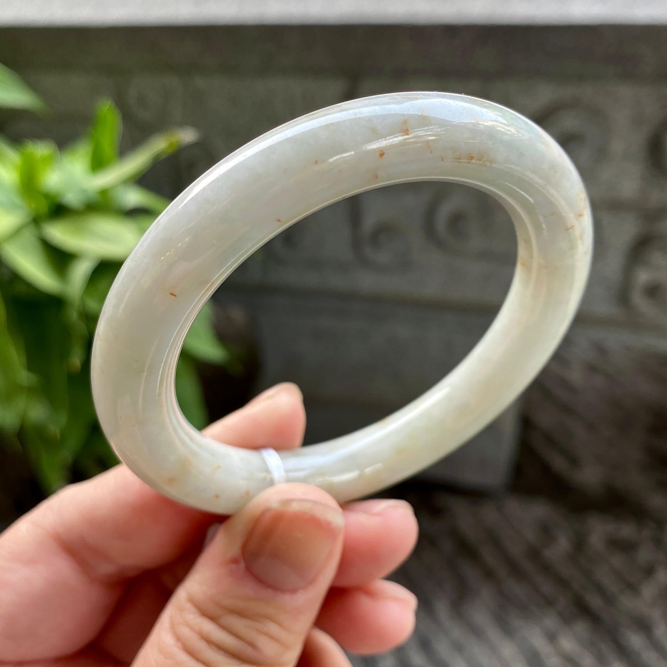 糯种飘黄翡圆条手镯53.5圈口 天然缅甸A货翡翠（yc313313）