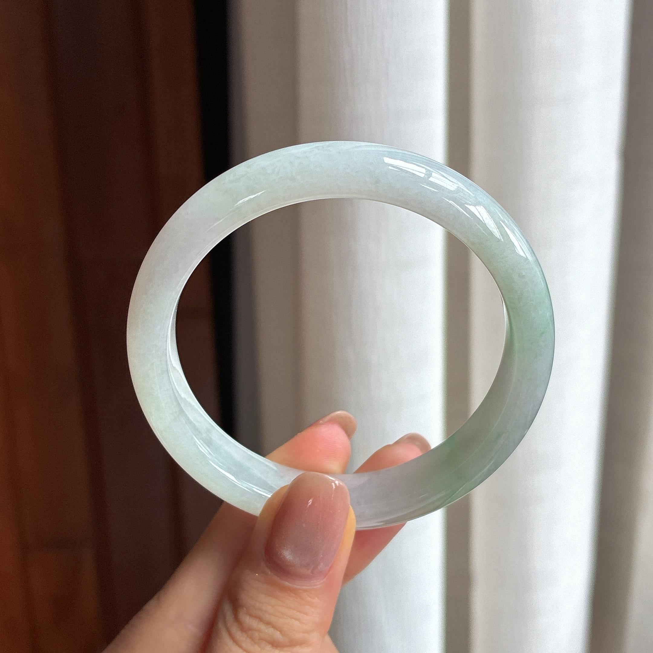 糯冰带色翡翠平安镯 53圈（yc428554）