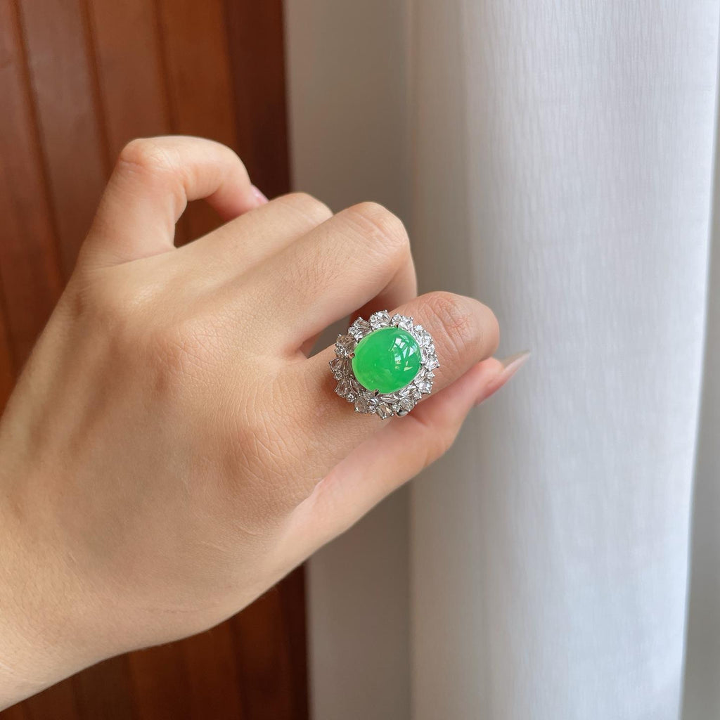 18k金钻镶糯冰果绿翡翠蛋面（yc265200）