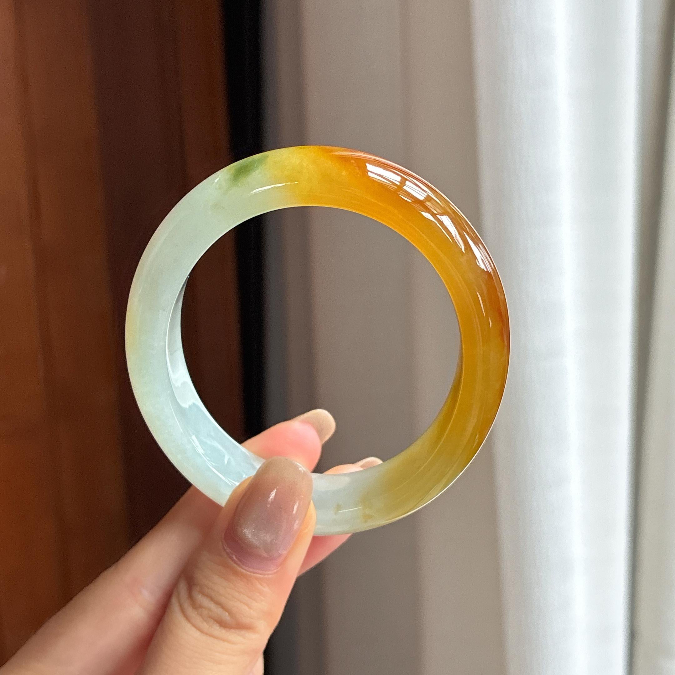 Vòng tay Hoàng phi ngọc phỉ thúy bán băng tuyết 54 vòng Ngọc phỉ thúy Miến Điện tự nhiên loại A (yc450825)