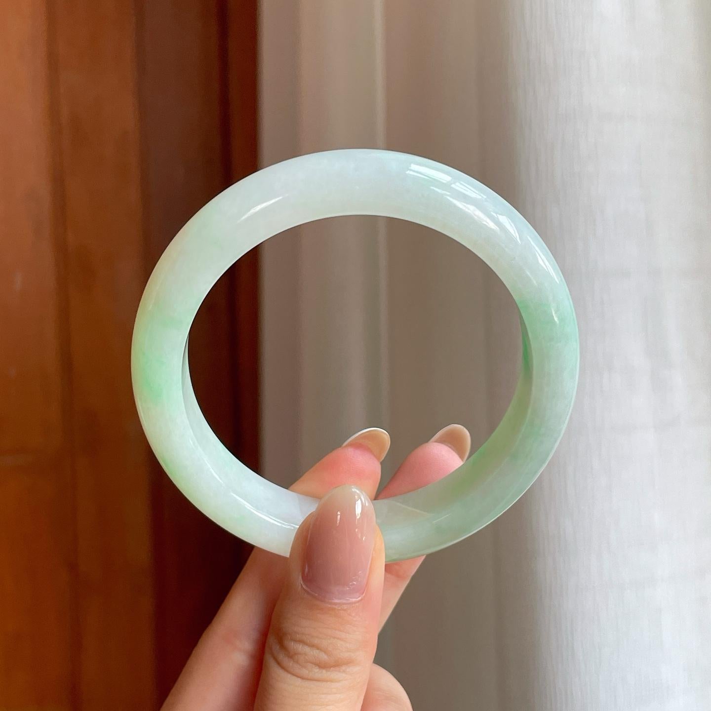 糯冰带色翡翠平安镯（57.3mm)（yc374645）
