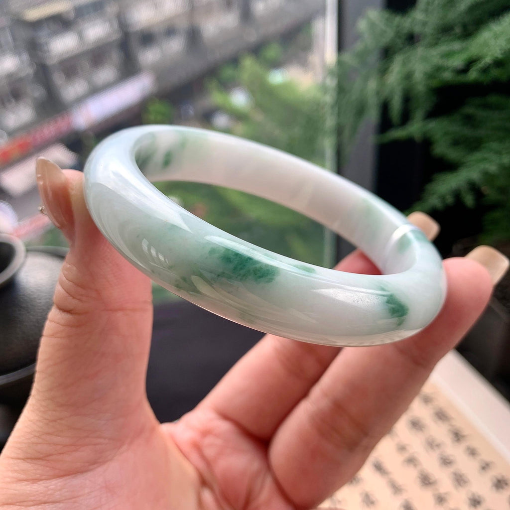 大圈口 细糯种飘绿花正圈平安镯 61.3圈口 天然缅甸A货翡翠（yc477607）