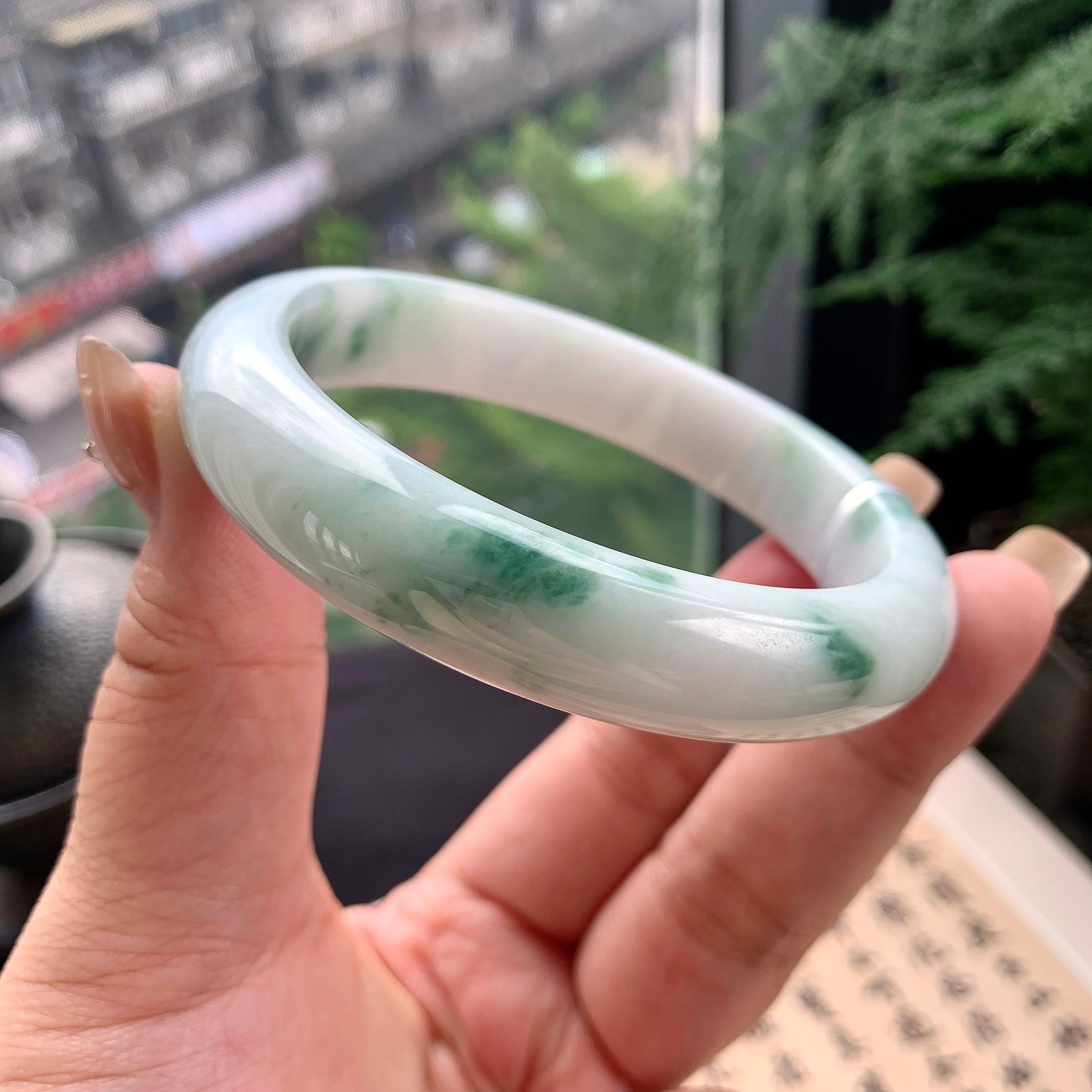 大圈口 细糯种飘绿花正圈平安镯 61.3圈口 天然缅甸A货翡翠（yc477607）