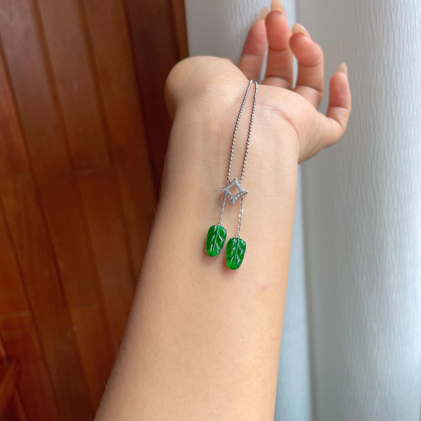 18k金镶糯冰满绿翡翠叶子（yc244916）