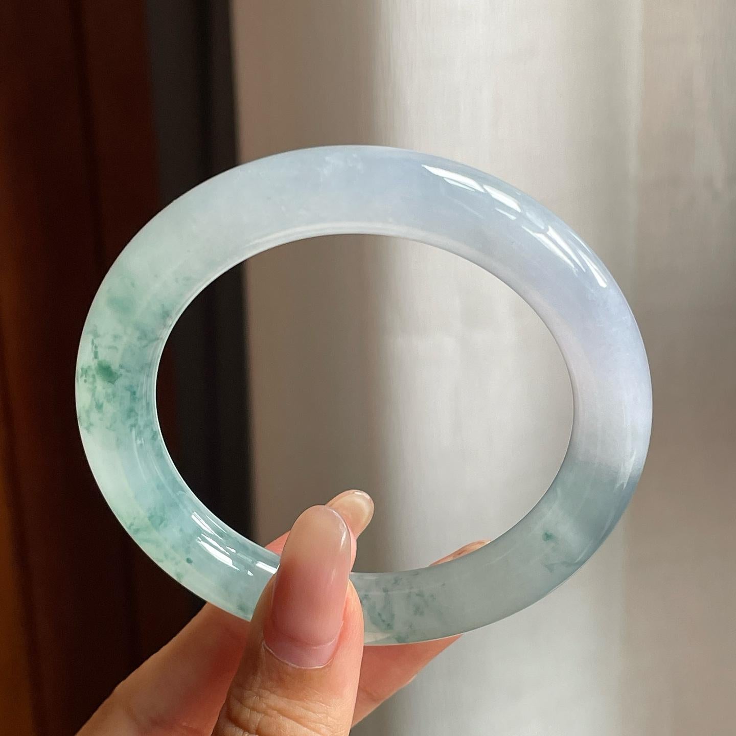 冰种飘花翡翠圆条手镯（54mm）（yc200655）