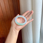 糯冰淡春彩底翡翠平安镯（55.5mm）（yc411305）
