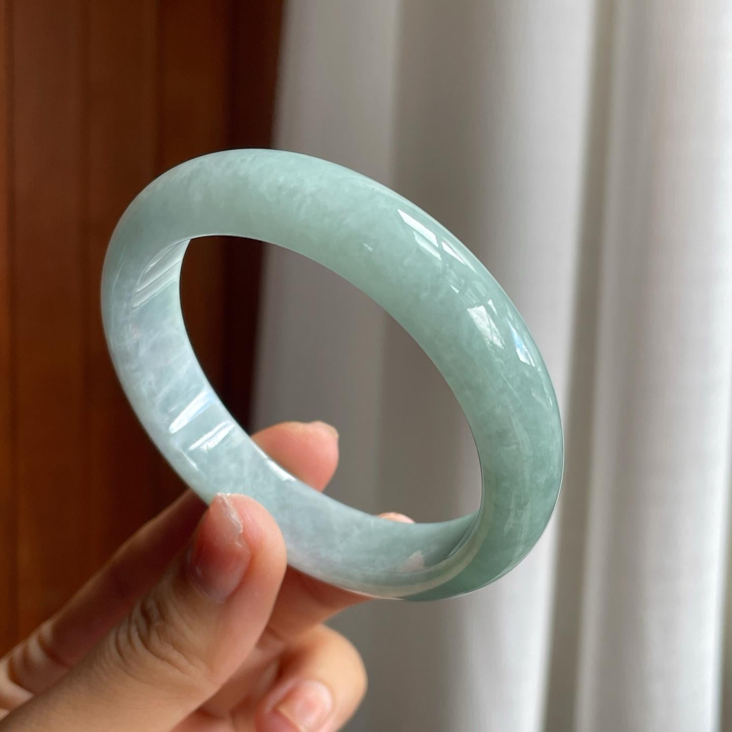 糯冰底色翡翠平安镯（56.8mm）（yc216048）